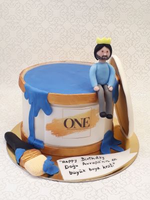 Festékdoboz torta