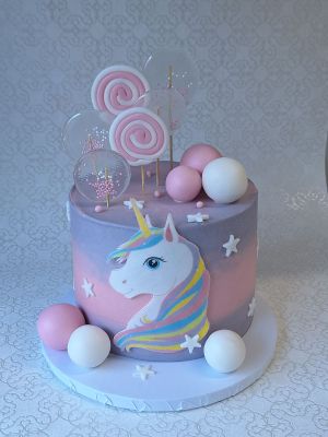 Unikornis torta
